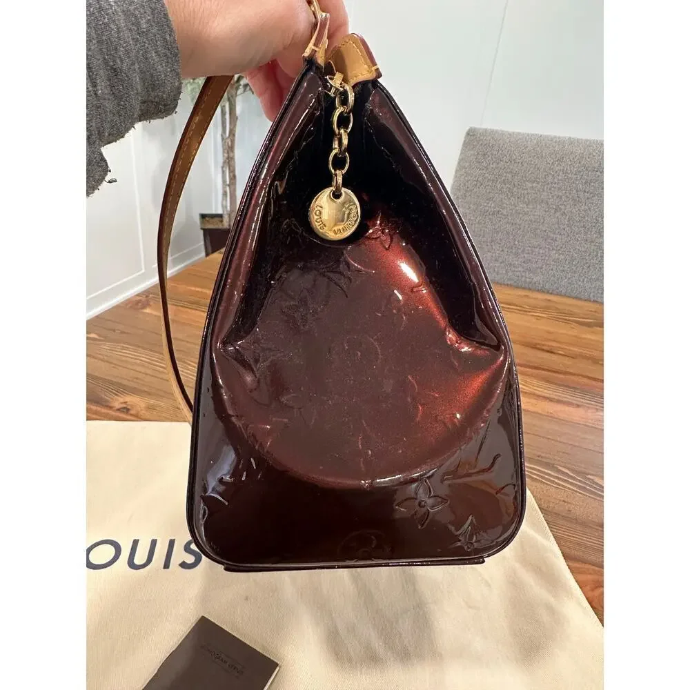 Louis Vuitton Brea MM Vernis Leather Bag
